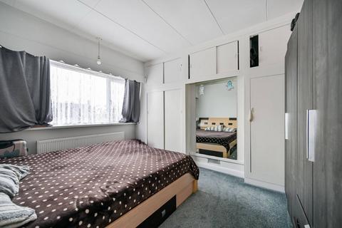 87 Kentons Lane, Windsor, SL4 4JH
