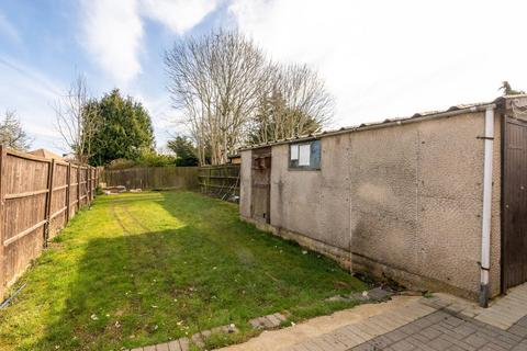 87 Kentons Lane, Windsor, SL4 4JH