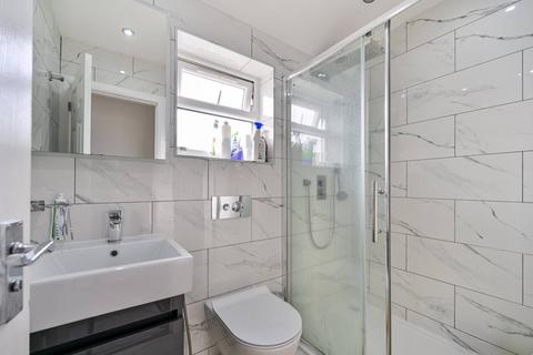 87 Kentons Lane, Windsor, SL4 4JH