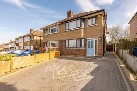 87 Kentons Lane, Windsor, SL4 4JH