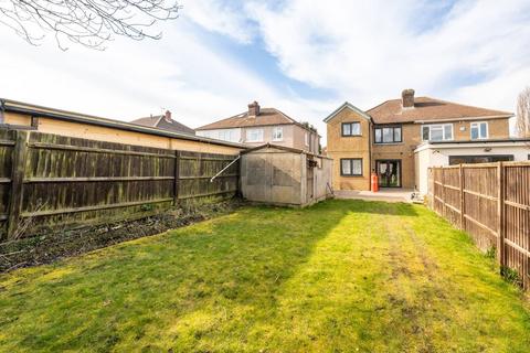 87 Kentons Lane, Windsor, SL4 4JH