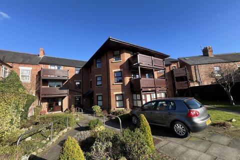 2 bedroom flat for sale, Greenbank Road, Darlington