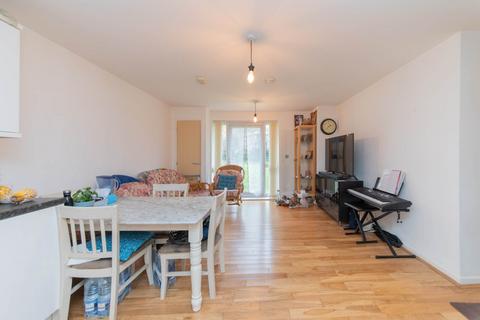 2 bedroom flat for sale, Todd Close, Borehamwood