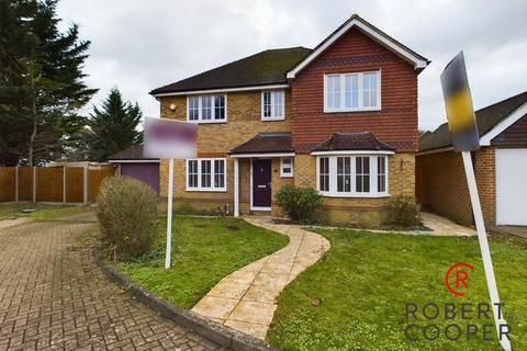 4 bedroom detached house to rent, Holm Grove, Hillingdon, Middlesex, UB10