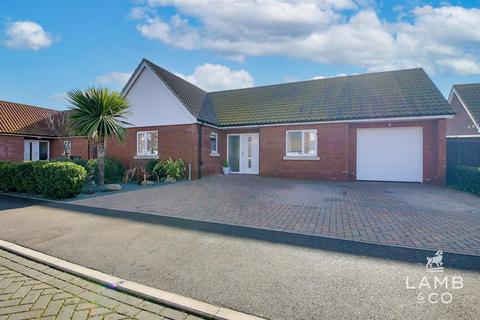 3 bedroom detached bungalow for sale, The Oaks, Great Oakley CO12