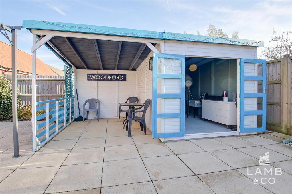Garden room