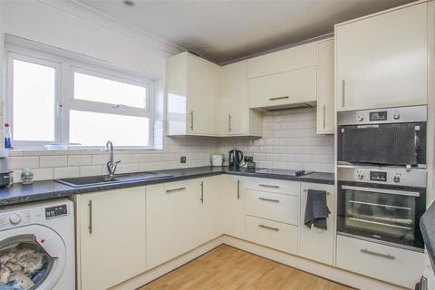 1 bedroom apartment for sale, Whittington Road, Hutton, Brentwood