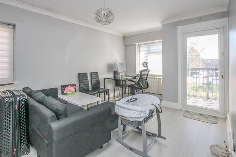 1 bedroom apartment for sale, Whittington Road, Hutton, Brentwood