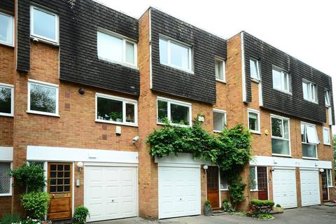 4 bedroom house to rent, Westleigh Avenue, Putney, London, SW15