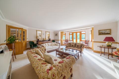 undefined, High Pine Close, Weybridge, KT13