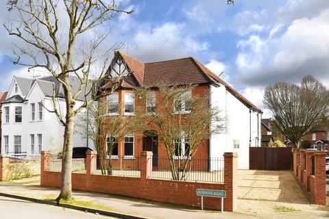 4 bedroom detached house for sale, Rodway Road, Bromley