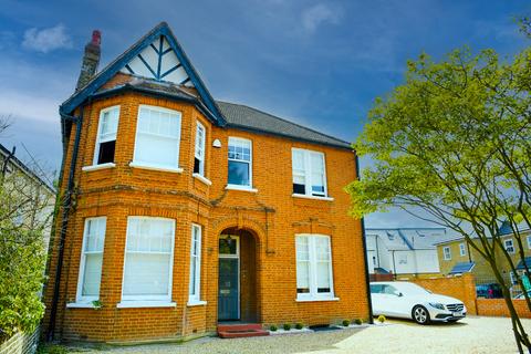 4 bedroom detached house for sale, Rodway Road, Bromley