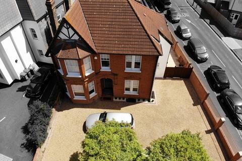 4 bedroom detached house for sale, Rodway Road, Bromley