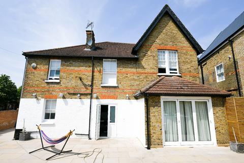 4 bedroom detached house for sale, Rodway Road, Bromley