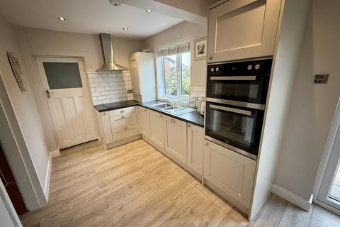 64 Berkeley Road, Shirley, Solihull, B90 2HT
