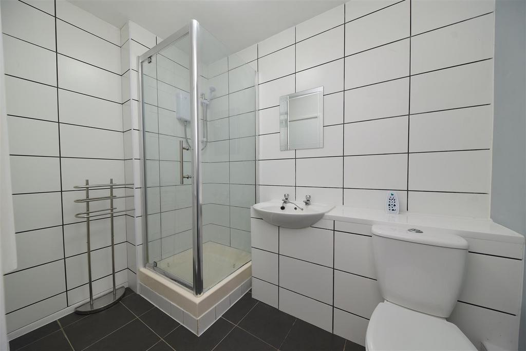 Bathroom.JPG