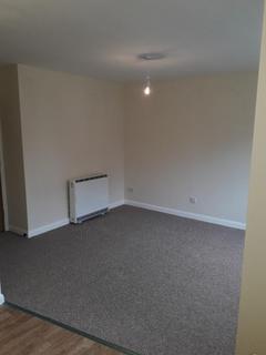 2 bedroom flat to rent, Westleigh Close, Northampton NN1