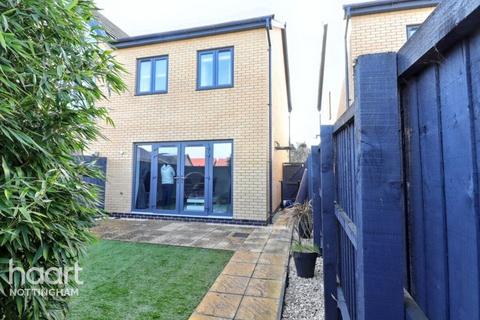 3 bedroom semi-detached house for sale, Skylark Rise, Stapleford