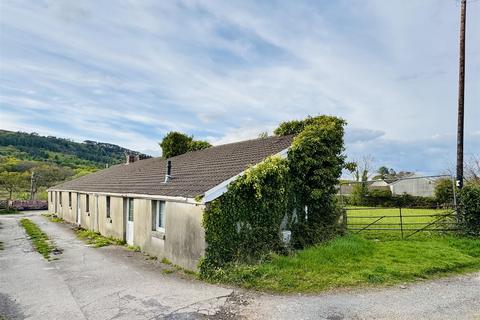 undefined, Longford, Neath