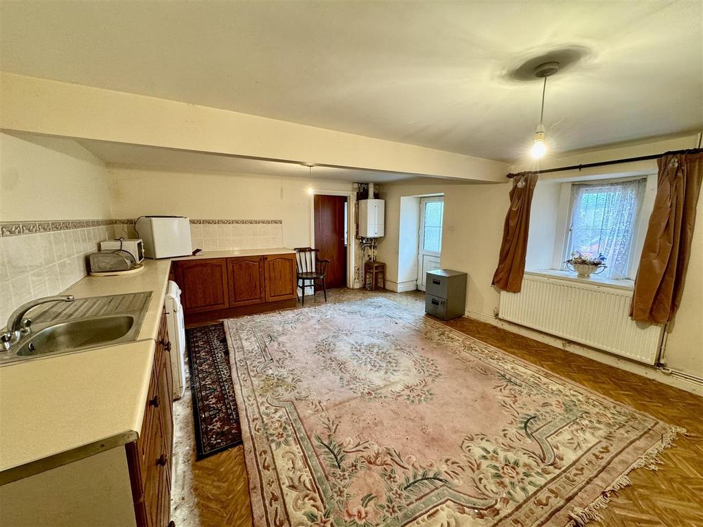 A further room view