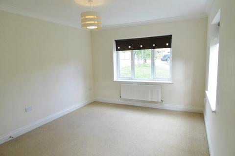 2 bedroom flat to rent, Sherborne Road, Basingstoke RG21