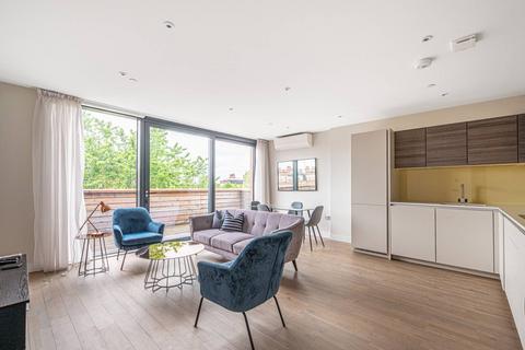 2 bedroom penthouse to rent, Finchley Road, Hampstead, London, NW3