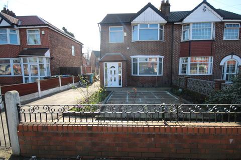 Derbyshire Lane West, Stretford, M32 9LJ