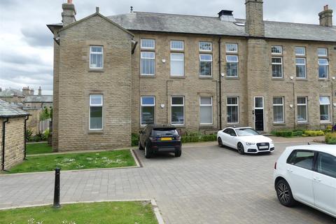 2 bedroom apartment to rent, Melbeck Close, Menston LS29