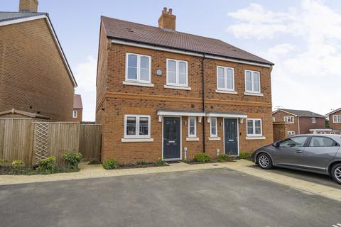 Holme Close, Ash, Aldershot, GU12