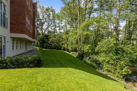 1 bedroom flat for sale, Riverside Gardens, Oatlands Drive, Weybridge, KT13