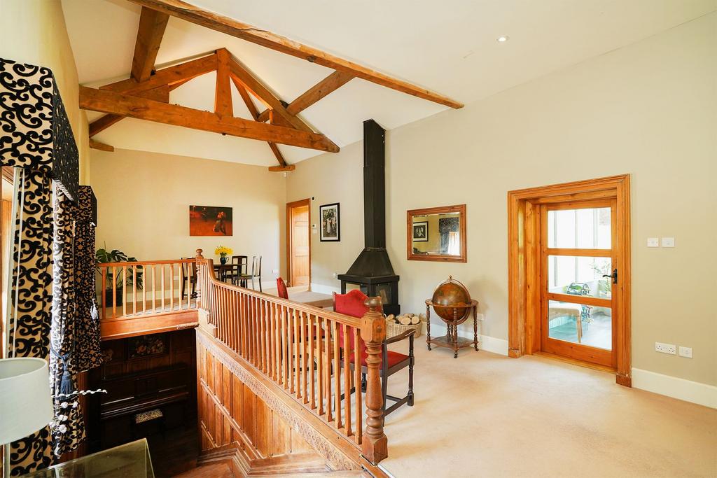 Dining Room/Oak Hall
