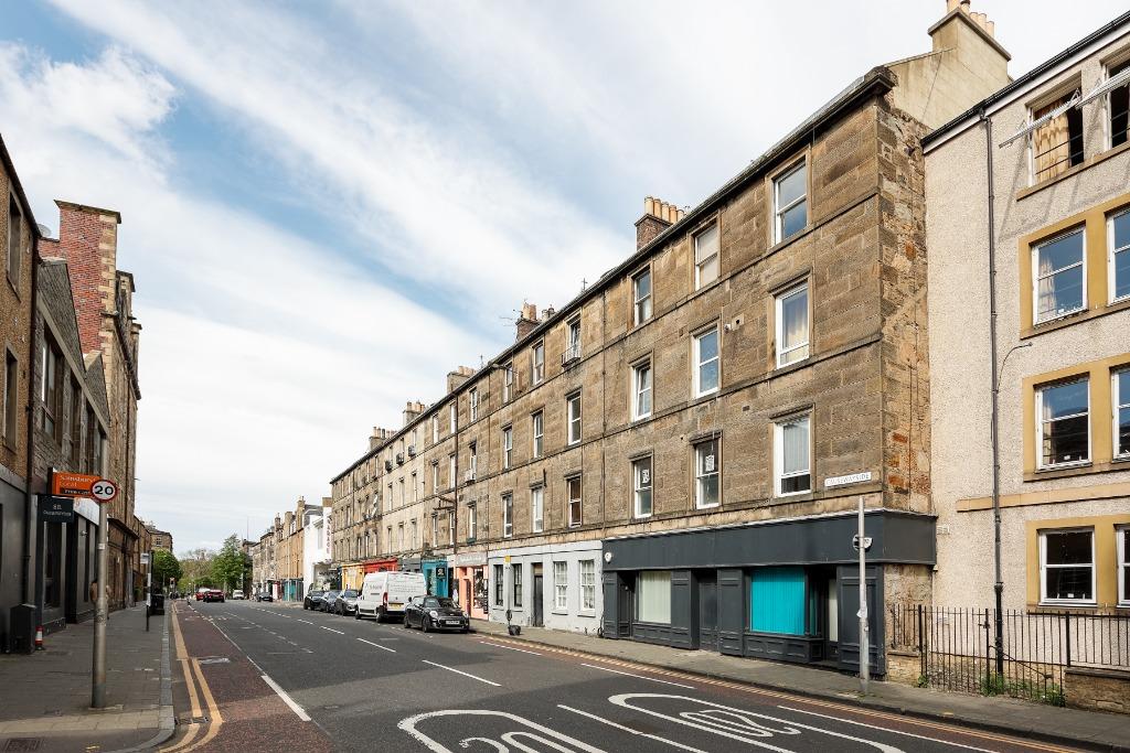 Apartment in Edinburgh, Southside - View 3