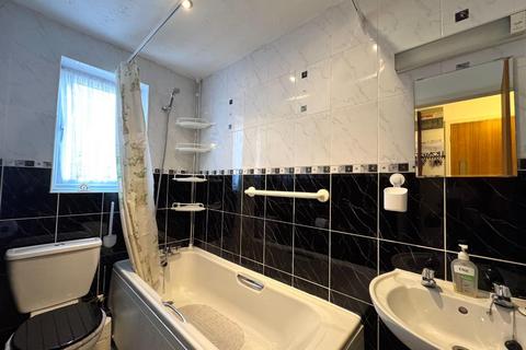 Studio to rent, Woodpecker Way, East Hunsbury, Northampton NN4