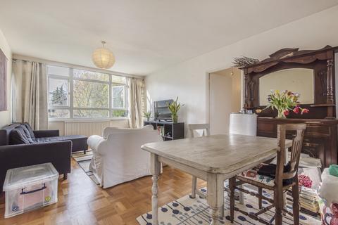 2 bedroom flat to rent, Kersfield Road Putney SW15