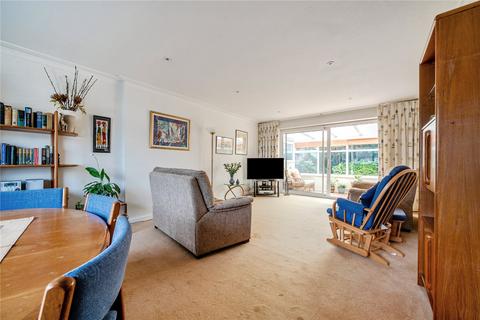 2 bedroom bungalow for sale, Cavendish Road, Barnet, Hertfordshire, EN5