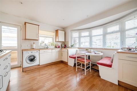 2 bedroom bungalow for sale, Cavendish Road, Barnet, Hertfordshire, EN5