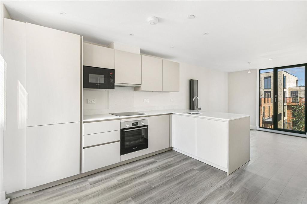 G2 Kitchen/Living
