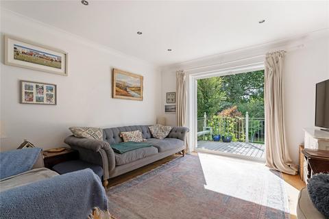 4 bedroom detached house for sale, Fairview Road, Hampshire GU35