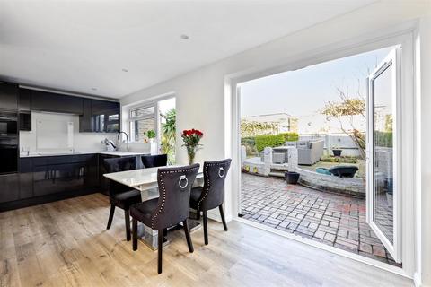 5 bedroom semi-detached house for sale, Whitelot Close, Southwick, Brighton