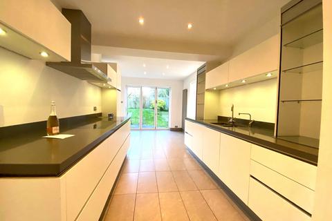 1 bedroom maisonette to rent, Wolversdene Road, Andover, SP10