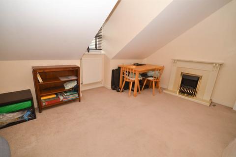 1 bedroom flat for sale, Louise House, Victoria Court