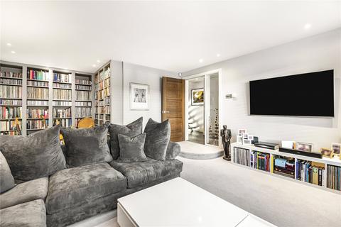 undefined, Hollies End, Mill Hill, London, NW7