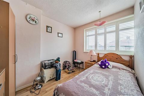 3 bedroom end of terrace house for sale, Titchfield Road, Carshalton