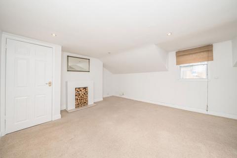 1 bedroom flat for sale, Queens Road, Twickenham TW1