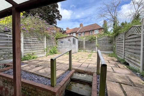 3 bedroom terraced house to rent, Welbeck Avenue, Bromley BR1