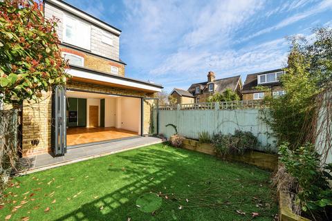 3 bedroom end of terrace house for sale, Royal Road, Teddington, TW11