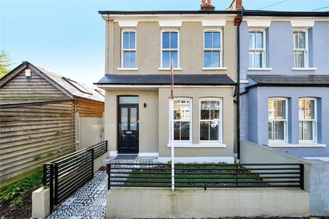 3 bedroom end of terrace house for sale, Royal Road, Teddington, TW11