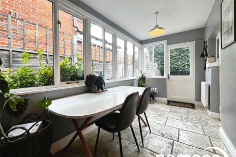 9 Alexandra Road, Maidenhead, SL6 6BG