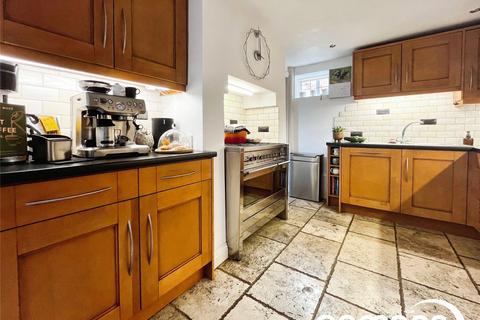 9 Alexandra Road, Maidenhead, SL6 6BG
