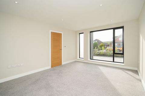 36 Blackbrook Drive, Sheffield, S10 4LS